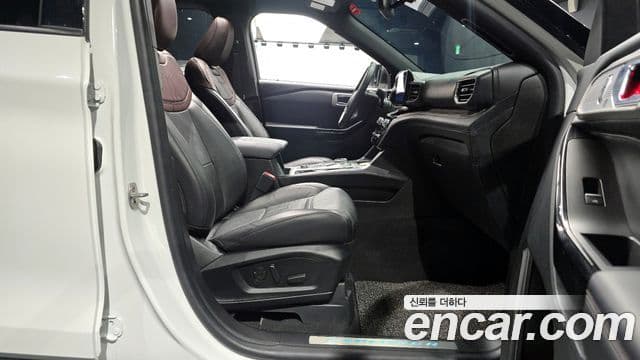 Ford Explorer 6세대 3.0 Platinum 4WD, 2022 11