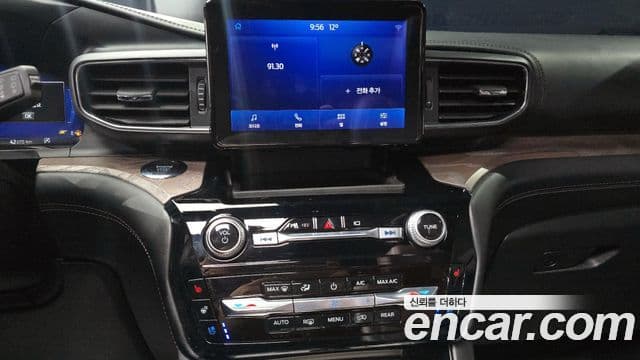 Ford Explorer 6세대 3.0 Platinum 4WD, 2022 16