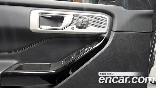 Ford Explorer 6세대 3.0 Platinum 4WD, 2022 17