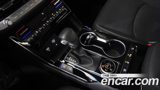 Kia Mohave The / новый Master Platinum, 2023 9