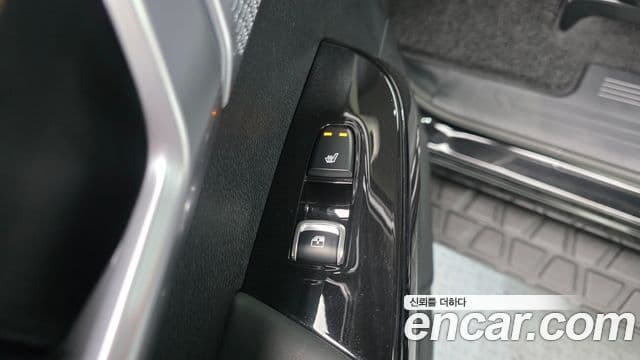 Kia Mohave The / новый Master Platinum, 2023 19