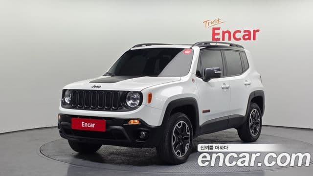 Jeep Renegade 2.0 дизель Trailhawk AWD, 2017 1