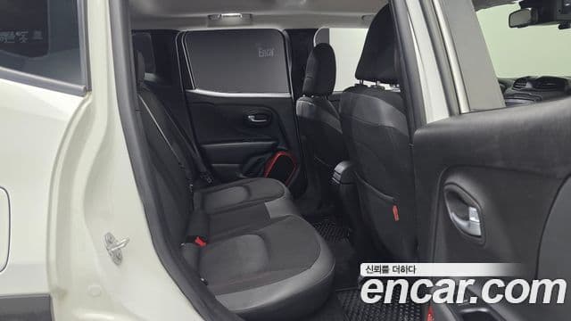 Jeep Renegade 2.0 дизель Trailhawk AWD, 2017 13