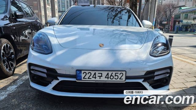 Porsche Panamera (971) 2.9 AWD E-гибрид Platinum Edition, 2023 1
