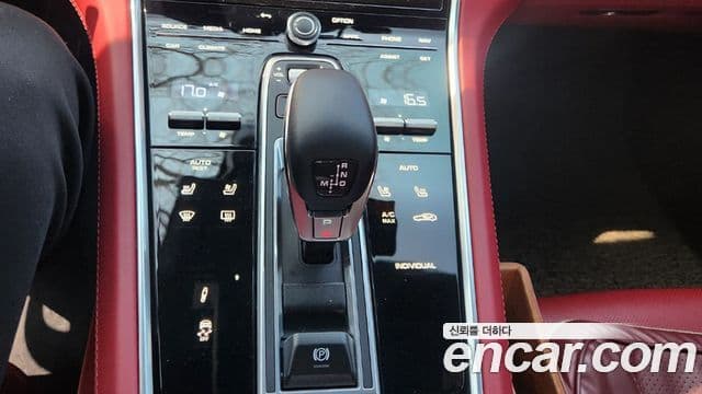 Porsche Panamera (971) 2.9 AWD E-гибрид Platinum Edition, 2023 7