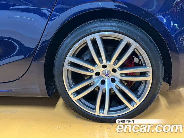 Maserati 기블리 3세대, 2019 8