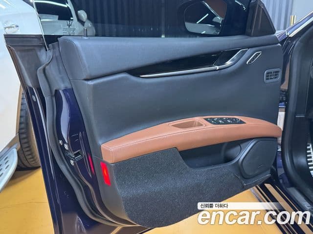 Maserati 기블리 3세대, 2019 13