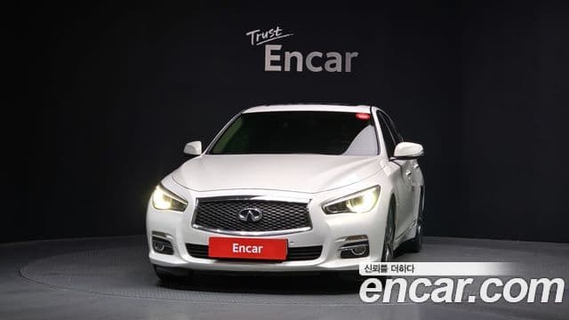 Infiniti Q50 Premium, 2014 3