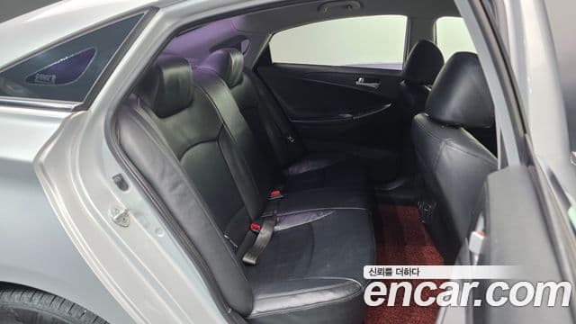 Hyundai YF Sonata Luxury, 2011 12