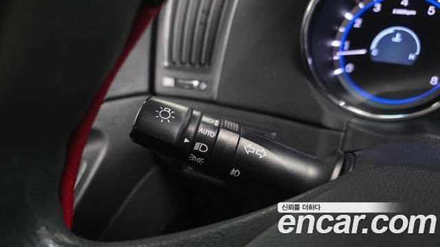 Hyundai YF Sonata Luxury, 2011 17