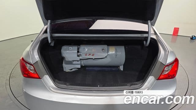 Hyundai YF Sonata Luxury, 2011 20