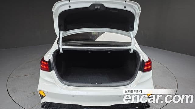 Kia The / новый New K3 2세대 Prestige, 2022 20