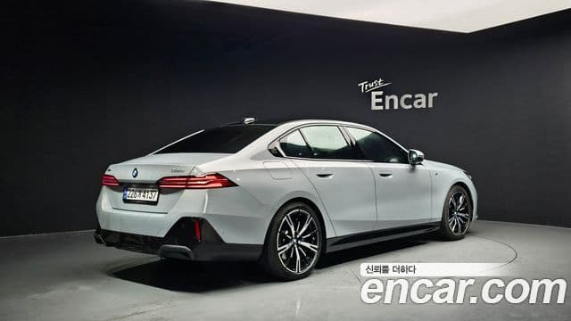 BMW 5시리즈 (G60) 530i xDrive M Sport, 2024 2