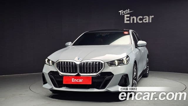 BMW 5시리즈 (G60) 530i xDrive M Sport, 2024 3
