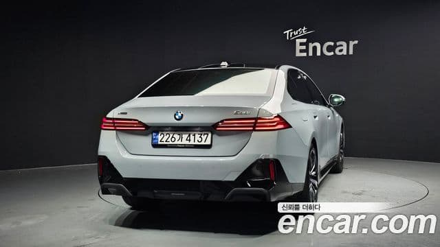 BMW 5시리즈 (G60) 530i xDrive M Sport, 2024 4