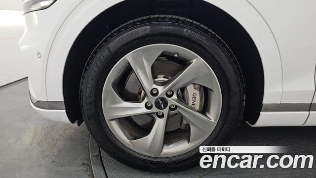 Genesis GV70, 2025 все фото