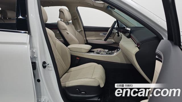 Genesis GV70, 2025 10