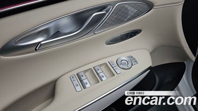 Genesis GV70, 2025 17