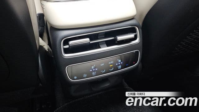 Genesis GV70, 2025 18