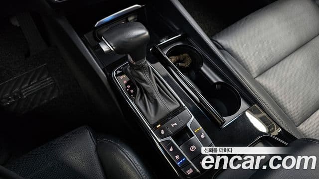 Kia All New K7 Prestige, 2016 9