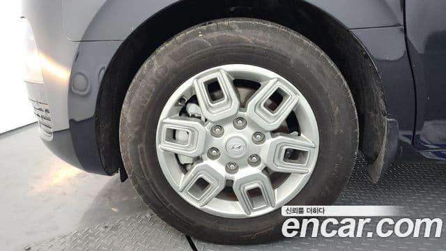 Hyundai Staria Modern, 2023 все фото