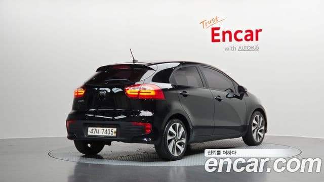 Kia The / новый New Pride Luxury, 2015 2