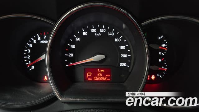 Kia The / новый New Pride Luxury, 2015 8