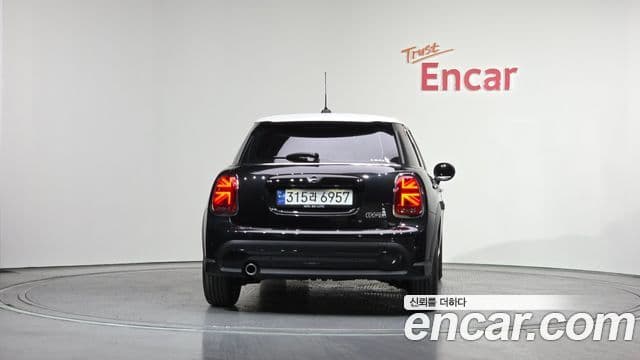 Mini Cooper 3세대, 2023 4