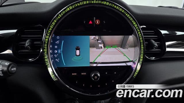 Mini Cooper 3세대, 2023 15