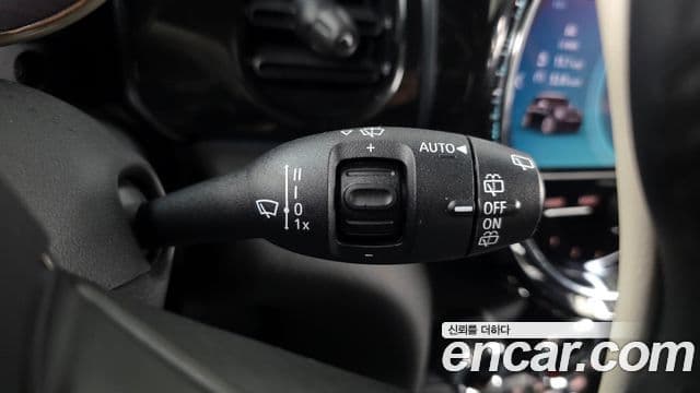 Mini Cooper 3세대, 2023 17