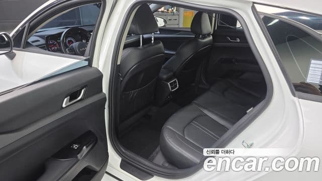 Kia K5 3세대 Prestige, 2022 11