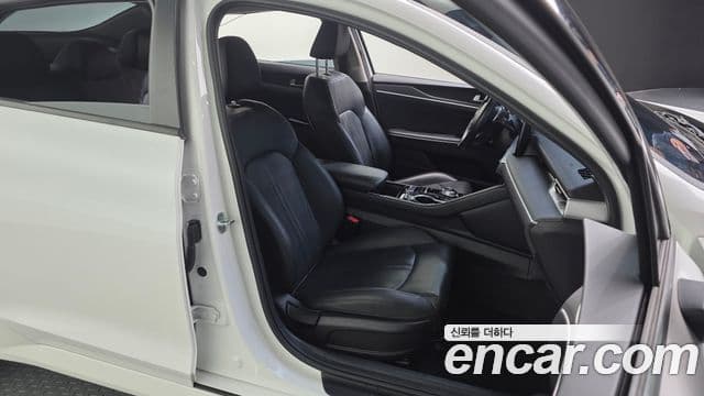 Kia K5 3세대 Prestige, 2022 12