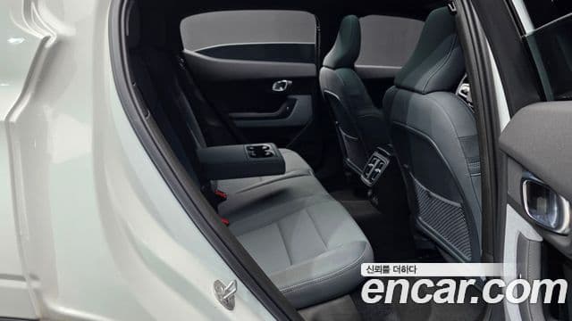 Polestar Polestar 2 Long Range один мотор, 2023 12