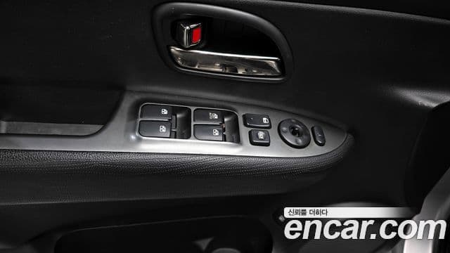 Kia 뉴카렌스 люксовая версия, 2013 16