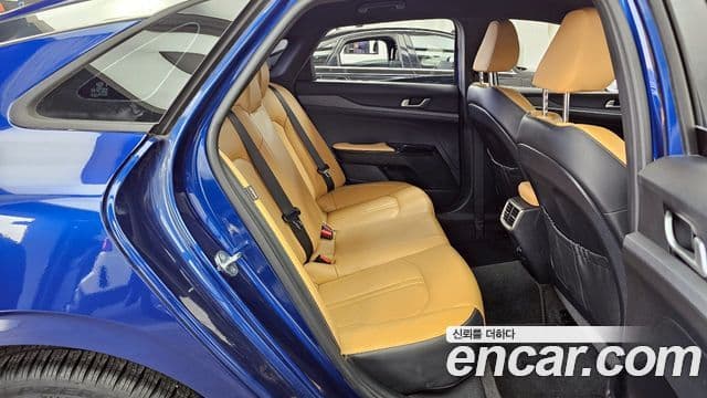 Kia K5 3세대 Prestige, 2021 12