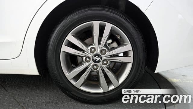 Hyundai Avante AD Special, 2016 все фото