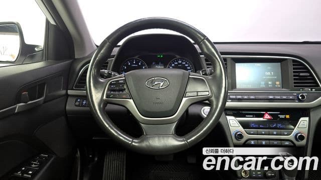 Hyundai Avante AD Special, 2016 13