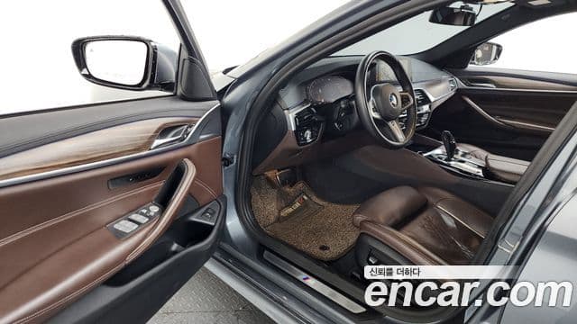 BMW 5시리즈 (G30) 520d M Sport Plus, 2020 10