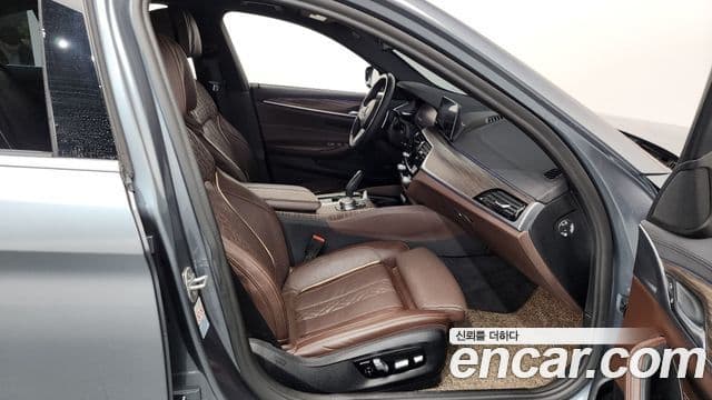 BMW 5시리즈 (G30) 520d M Sport Plus, 2020 11