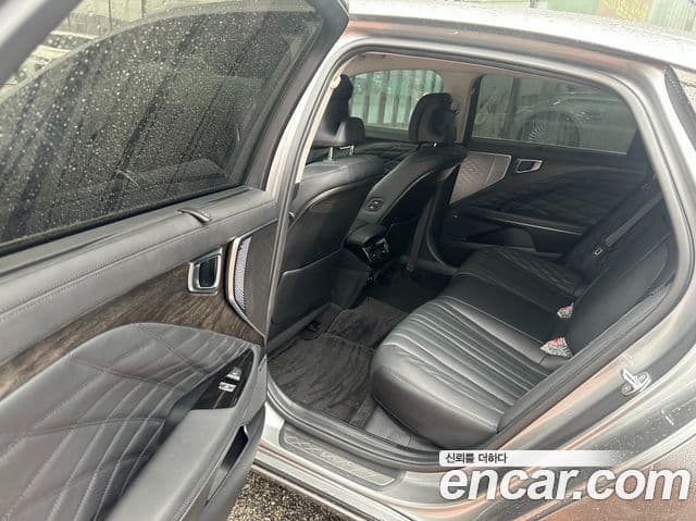 Kia K8 Signature, 2023 9