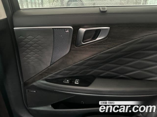 Kia K8 Signature, 2023 11