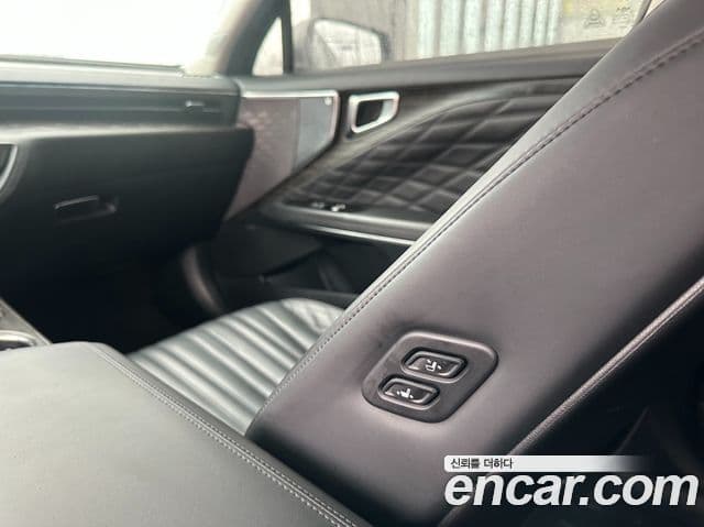 Kia K8 Signature, 2023 12