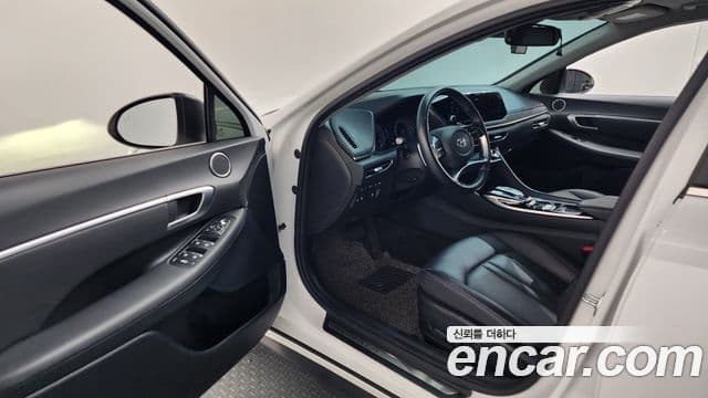 Hyundai Sonata (DN8) Premium Family, 2021 10