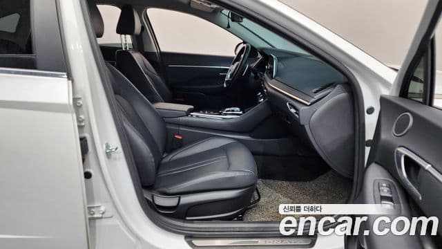 Hyundai Sonata (DN8) Premium Family, 2021 11