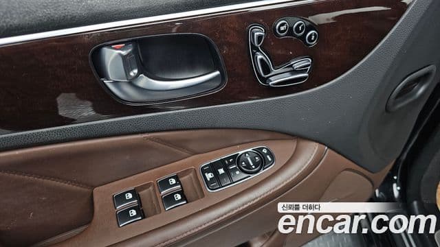 Hyundai Equus(новый кузов / новое поколение) Exclusive, 2014 13