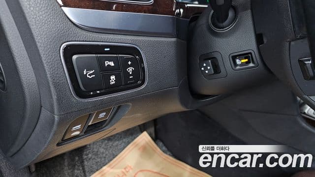 Hyundai Equus(новый кузов / новое поколение) Exclusive, 2014 14