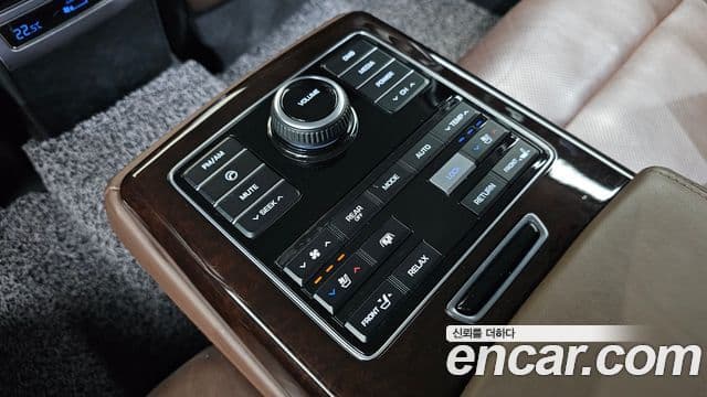 Hyundai Equus(новый кузов / новое поколение) Exclusive, 2014 19