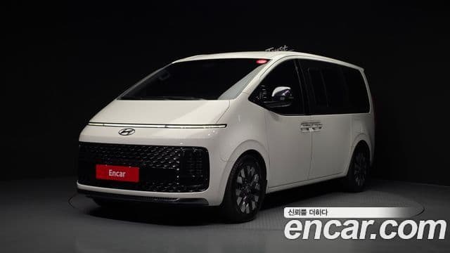 Hyundai Staria Prestige, 2023 1