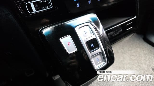 Hyundai Staria Prestige, 2023 9