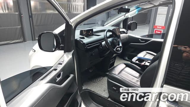 Hyundai Staria Prestige, 2023 10